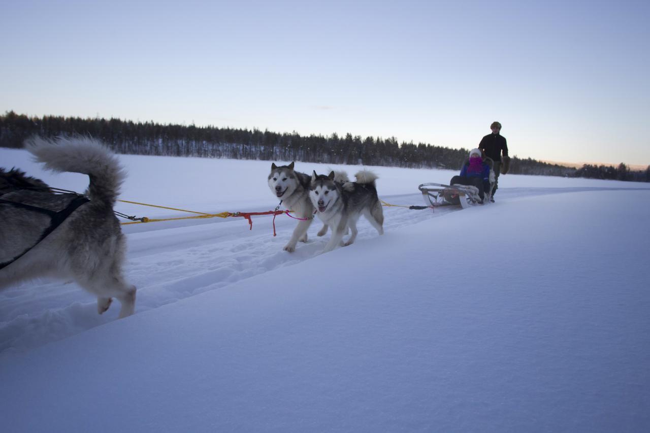 Hotelli Suomutunturi Bagian luar foto